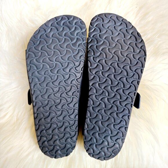 EUC Birkenstock Youth Arizona EVA Sandal Black Size 34 (Size 3-3.5) WATERPROOF! - Picture 4 of 5